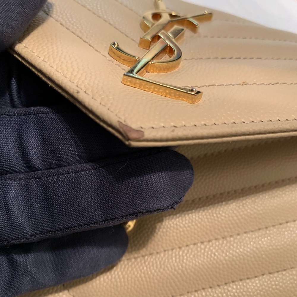 Yves Saint Laurent Wallet On Chain - Picture 2 of 6